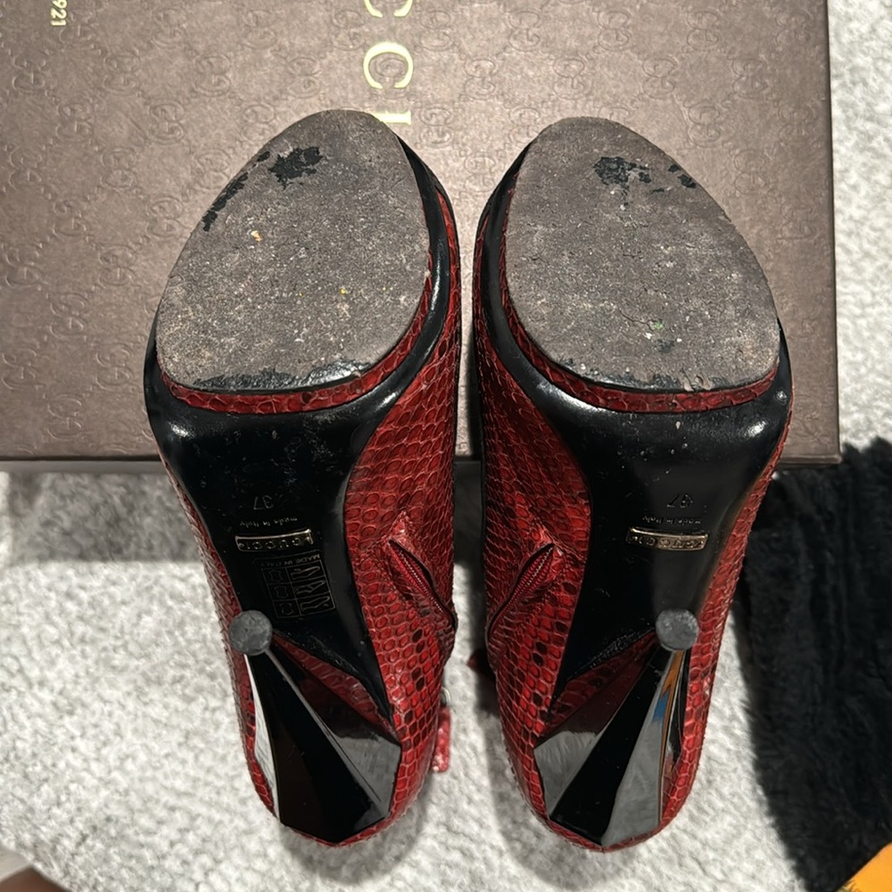 Gucci Red Python Heels - Picture 4 of 8
